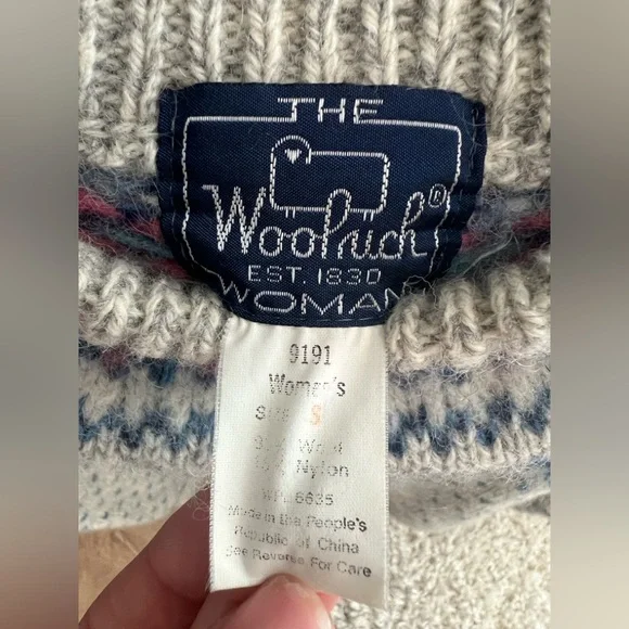 100% wool Woolrich brand Blue and Cream Patterned Isle Nordic style Sweater S - Picture 4 of 10